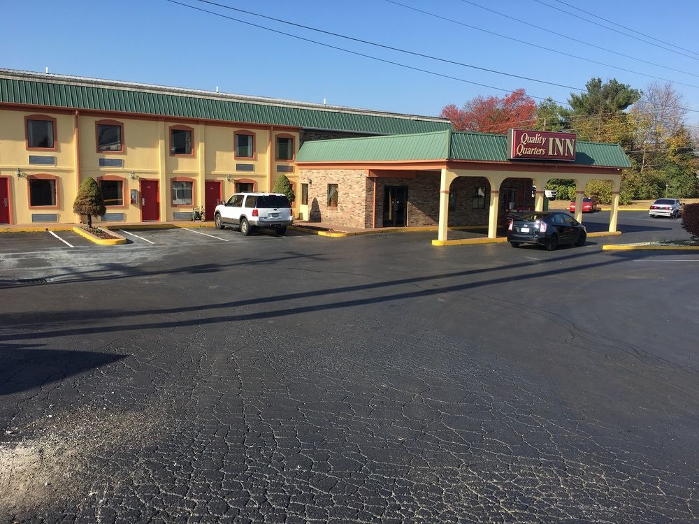 Quality Quarters Inn By Oyo Richmond Ky I-75 Eksteriør bilde